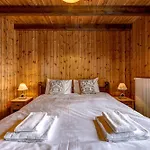 Onni Chalet *